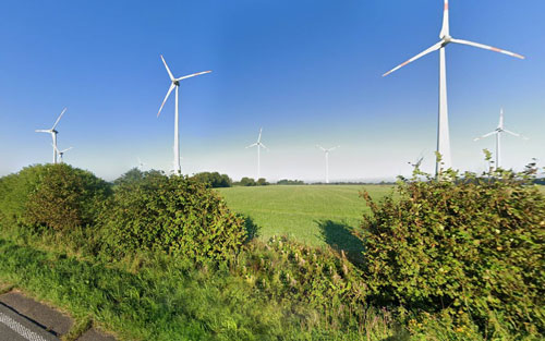 9 Windräder eines Windparks
